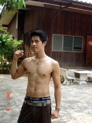 Khe, 24 y/o thai boy