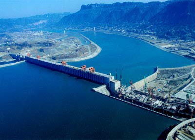 the three gorges dam The following case study on the three gorges dam illustrates the pros and cons of concrete gravity dam construction and is an excellent complement. the three gorges dam The following case study on the three gorges dam illustrates the pros and cons of concrete gravity dam construction and is an excellent complement.