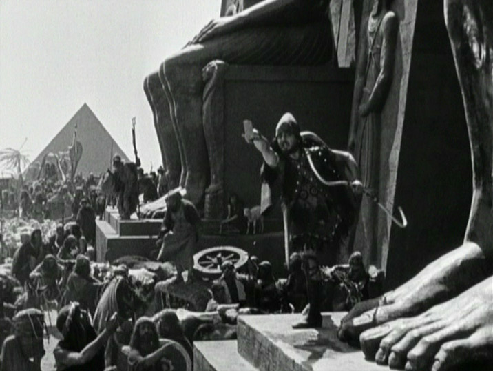 [ten_commandments.jpg]