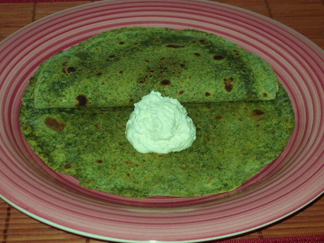 [spinach_roti2.JPG]