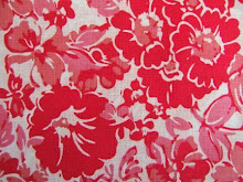 Flores rosa e vermelho fundo branco