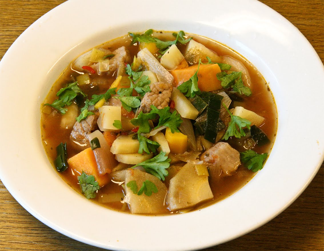 What are some of your favorite soup recipes, Reddit? r/Cooking