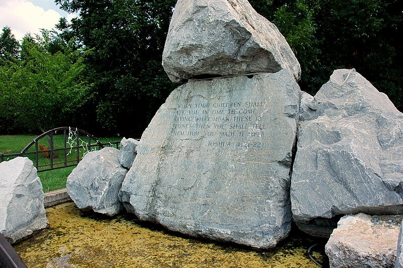 Selma, Ala. Daily Photo The 12 Stones