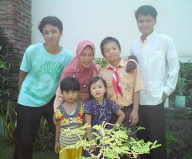 umars family picture