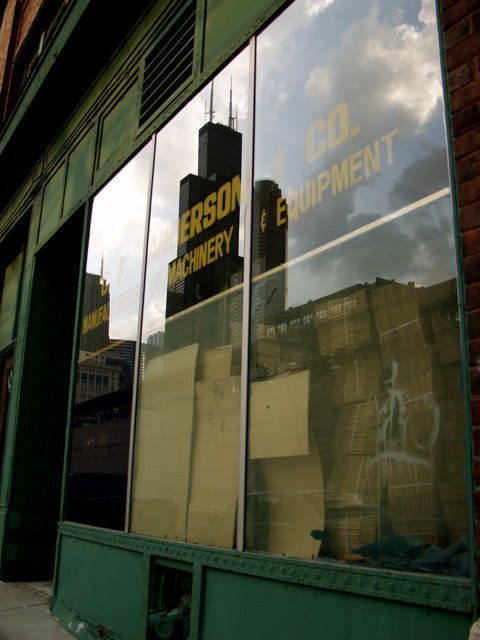 [sears+tower+reflection.jpg]