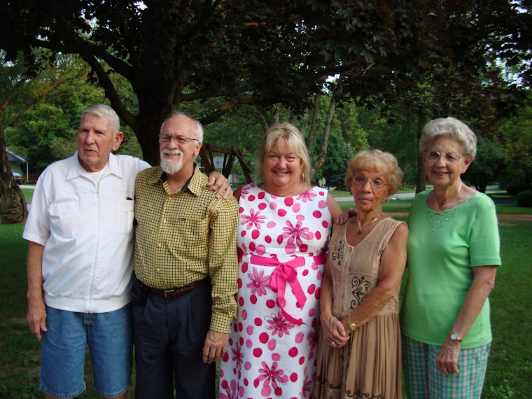 6-24-09 Dad, Charlie, Tina, Vikki, Mom
