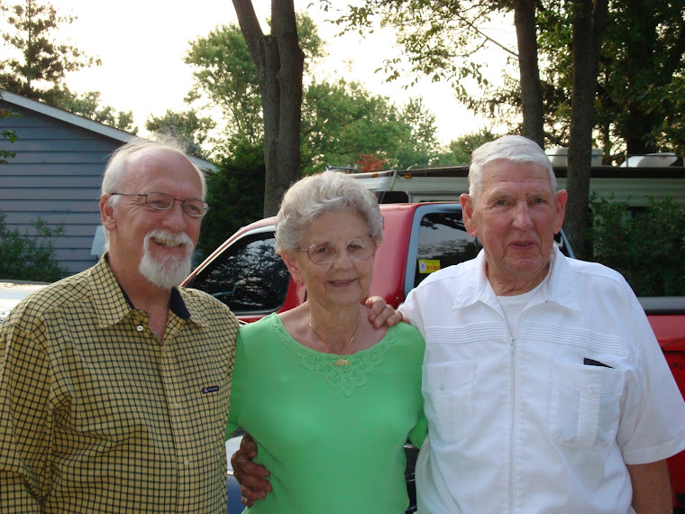 6-24-09 Charlie, Mom & Dad