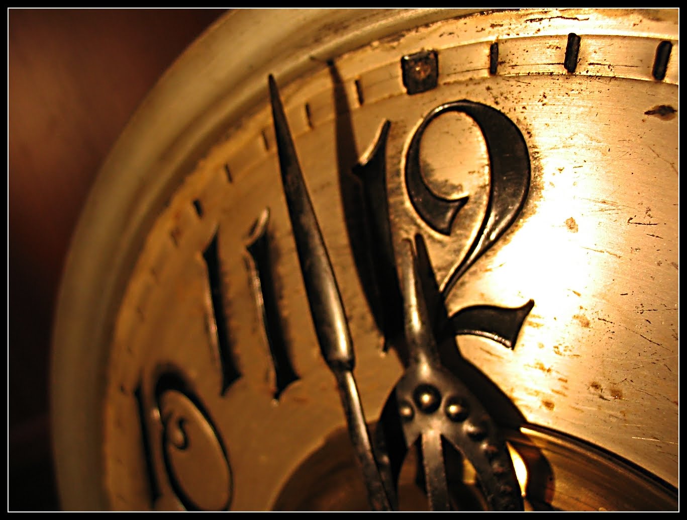 [Two_minutes_to_midnight_by_Nigrita.jpg]