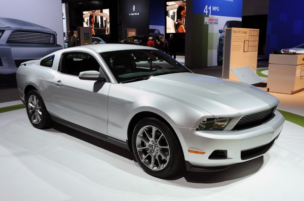 2011 Ford Mustang V6 Picture