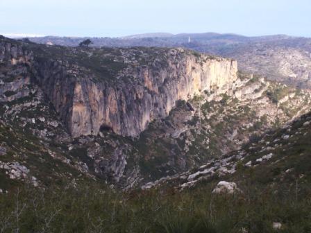 [Montduver+desde+Tavernes+de+la+Valldigna+27-12-2008+055.jpg]