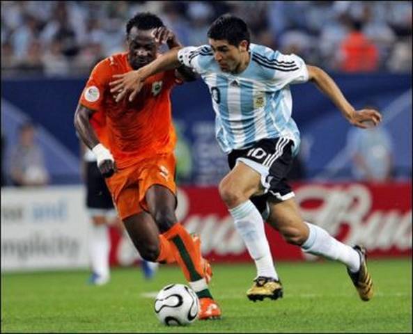 Futbol..... Soccer..... Futibol.....