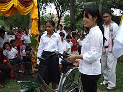 Cambodian Rotarians Distribute Bicycles