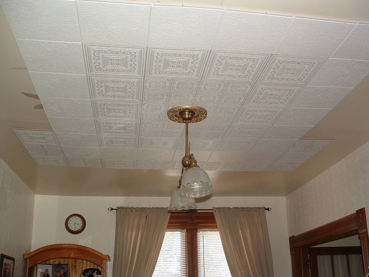 [A+HOUSE+006.jpg]