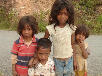 [Timor+2007+-+Ermera-Crianças..JPG]