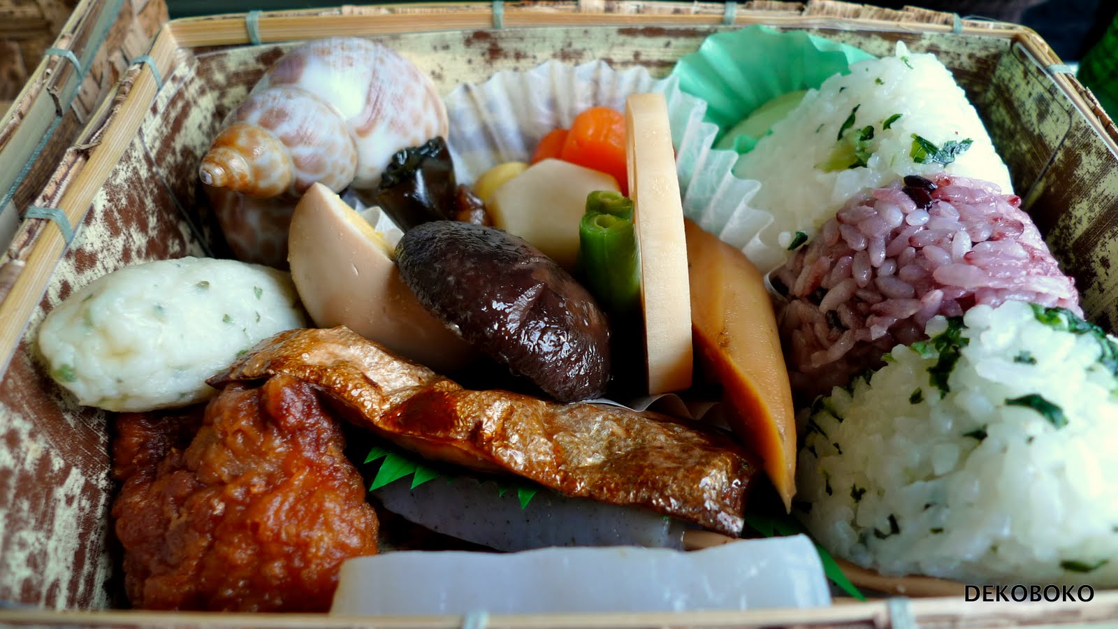 DEKOBOKO Ekiben Train Station Bento Boxes
