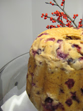 Steamed cranberry pudding