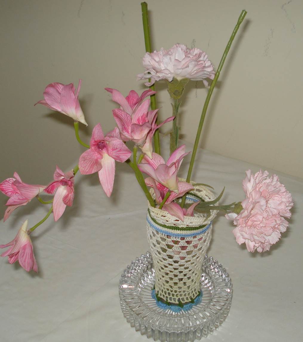 crochet flower vase