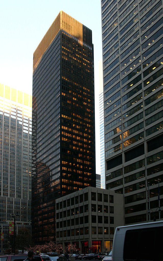 [SEAGRAM+EDIFICIO.jpg]