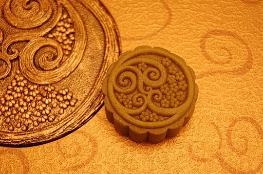 Digital Tibetan Buddhist Altar: The Moon Cake Festival: 中秋節