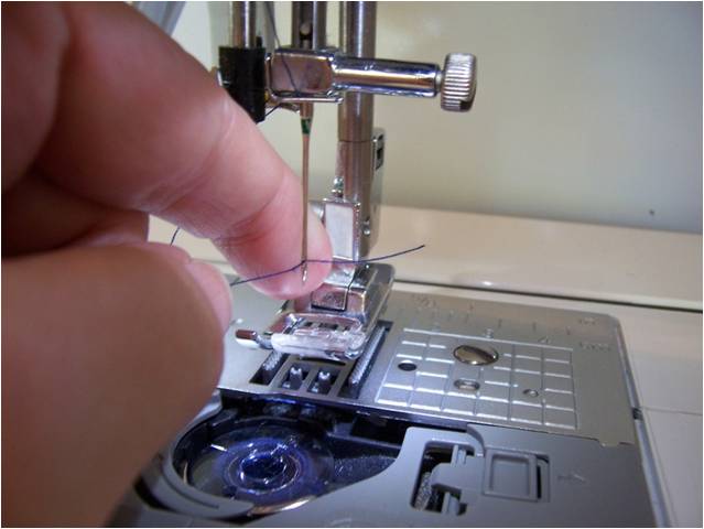 Art Threads: Wednesday Sewing - Your Sewing Machine