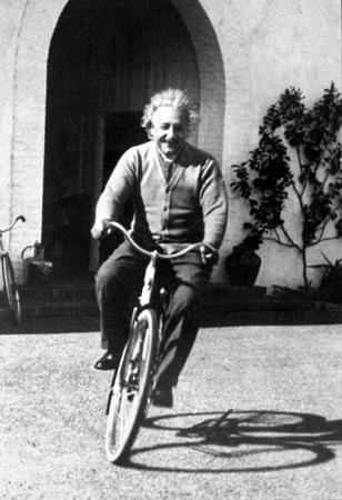 [einstein-velo.jpg]
