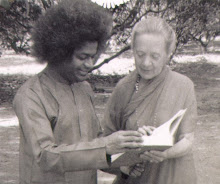 indra devi con sai baba