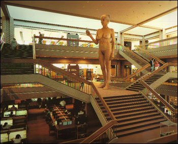 [jeffwall1.jpg]