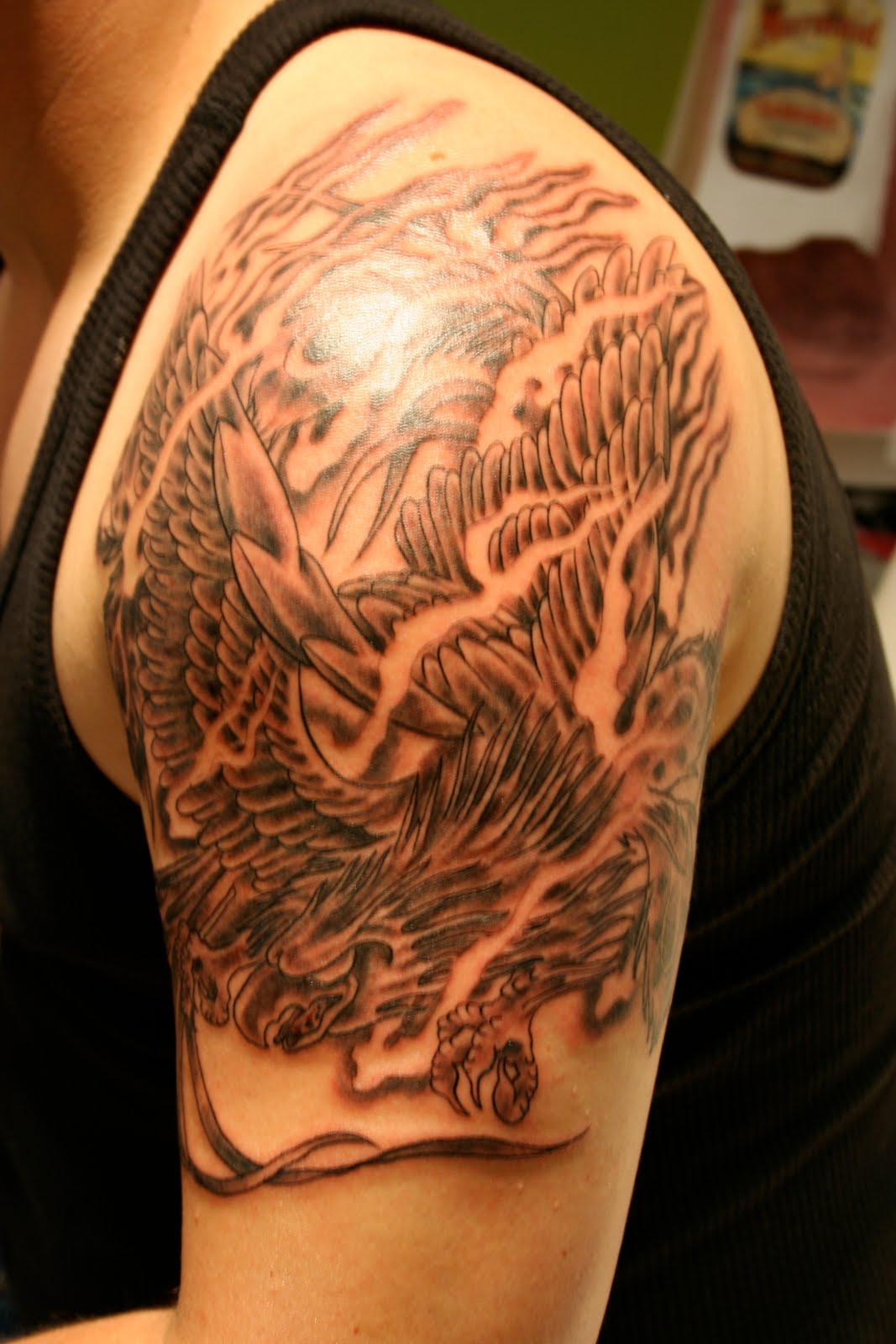 http://1.bp.blogspot.com/_HPDKBF6mYn0/Sx37YMKzJyI/AAAAAAAAALY/wPkiGjpM0Io/s1600/phoenix+arm+tattoos+2012+45397.JPG