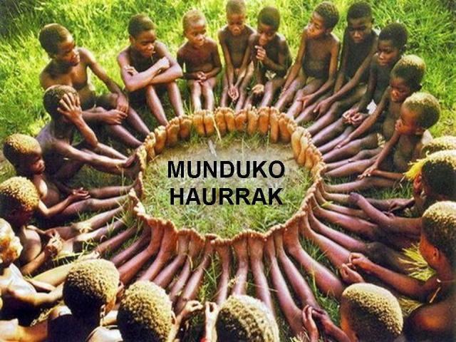 MUNDUKO HAURRAK