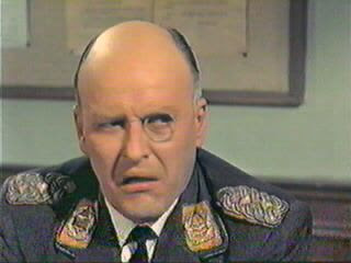 http://1.bp.blogspot.com/_HSciIy4jwcA/SnB5B2GzaiI/AAAAAAAAAAM/GLV4itMKupk/s320/colonel_klink.jpg