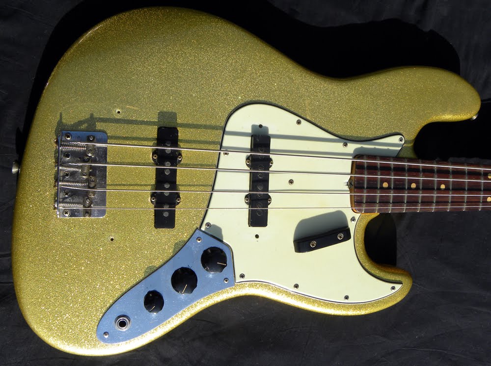 Vintage Guitarz 1964 Fender Jazz bass SPARKLE GOLD
