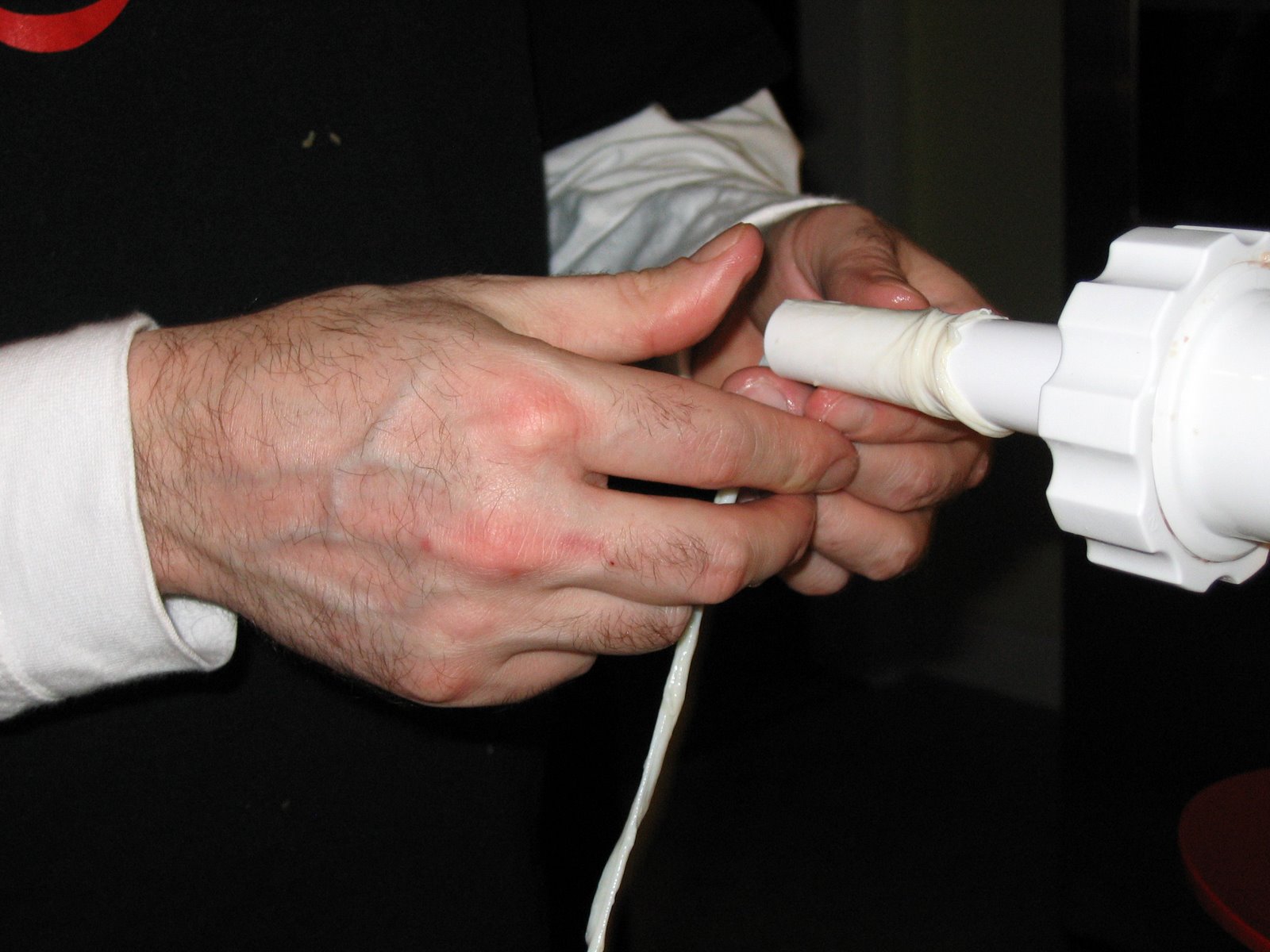 [Threading_the_casing.jpg]