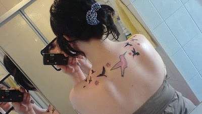 http://1.bp.blogspot.com/_HaDcoElLdc0/TBJQ5HqQCmI/AAAAAAAABvc/WUoaGOr81Zc/s400/hummingbird-tattoos.jpg