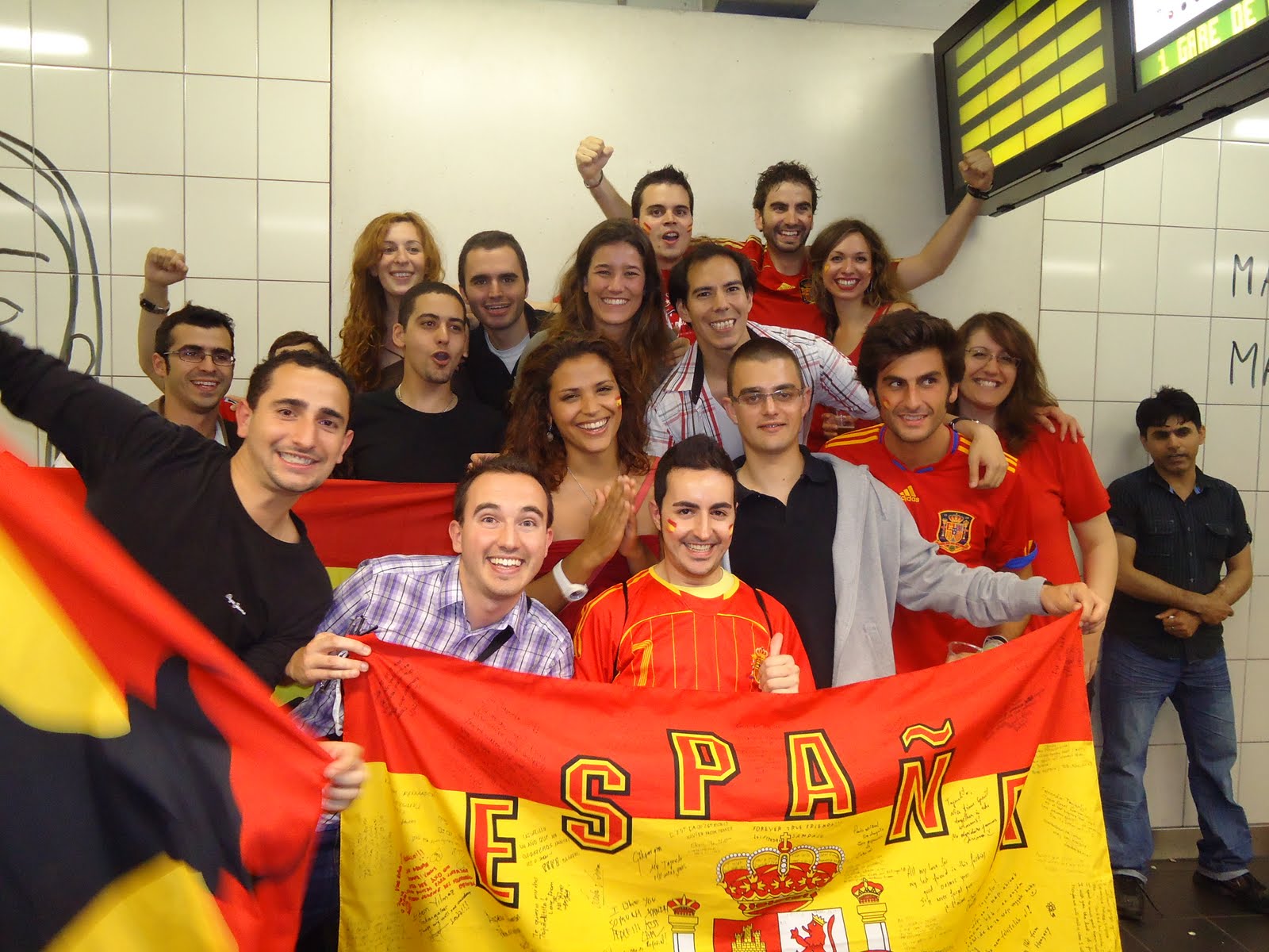 Objetivo Bruselas PREVIA FINAL COPA DEL MUNDO 2010 OBJETIVO BRUSELAS