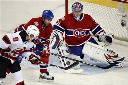 [capt_8f53e46407504bfc8f22905adf1900f9_devils_canadiens_hockey_pch104.jpg]