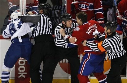 [capt_2572256371064de5b566882b2271943a_maple_leafs_canadiens_hockey___pch114.jpg]