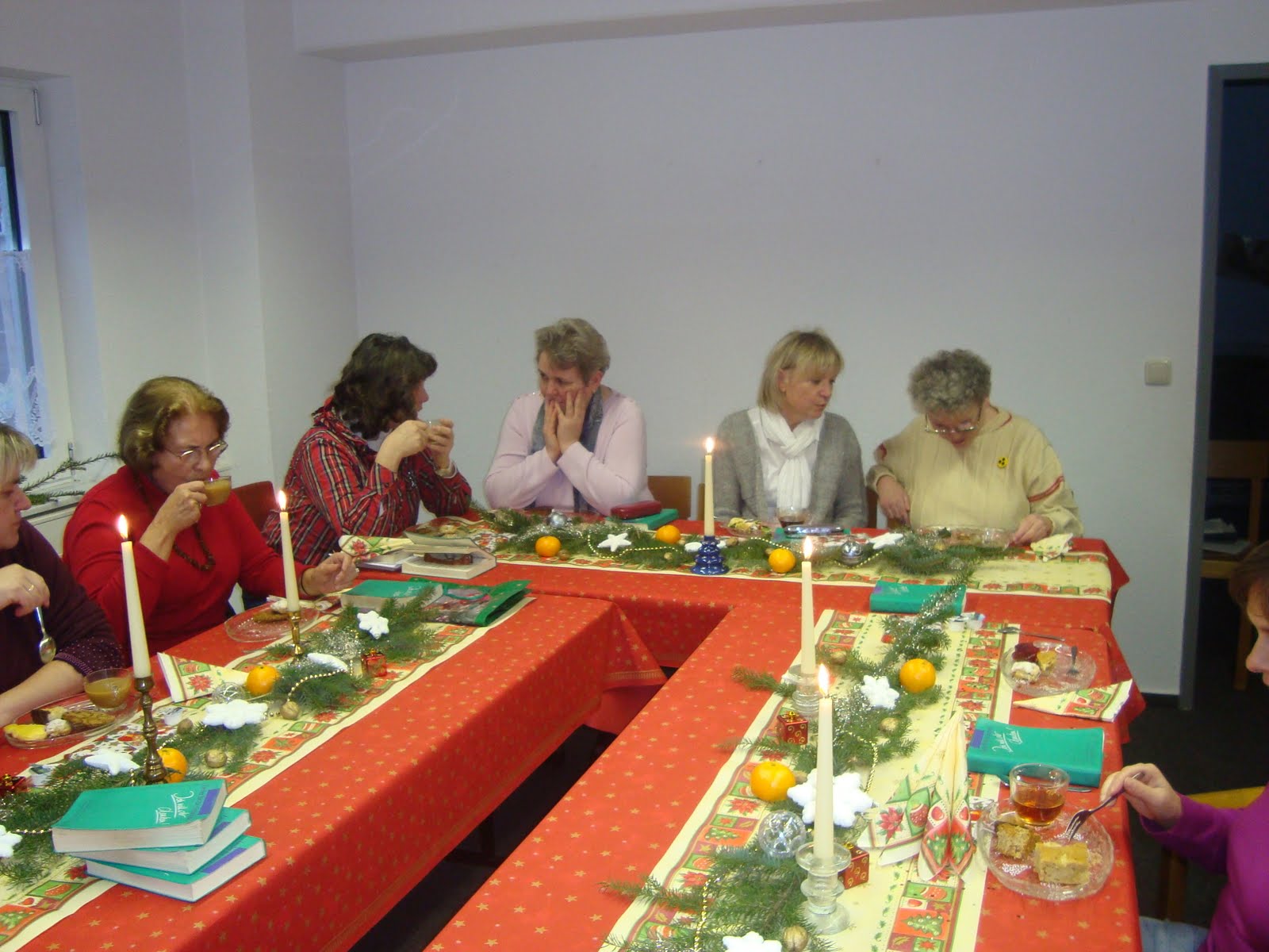 [End+of+Novmber+and+Ladies+Christmas+Meeting+2009+048.JPG]