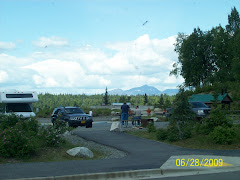 Lunch stop to see the mountains