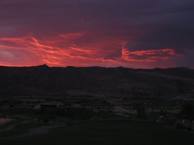 [sunset.jpg]