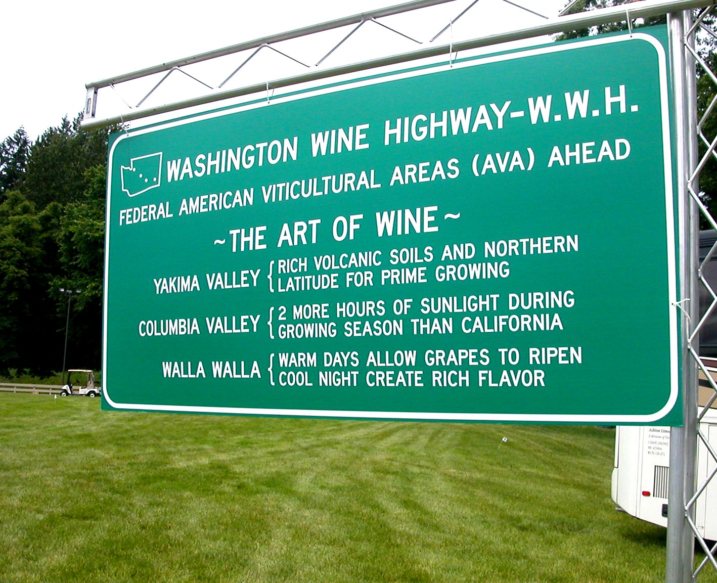 [Wash+Wine+Highway+sign.JPG]