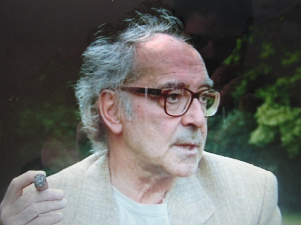 Holmes بين الواقع والانمي امبراطورية الأنمي Amino