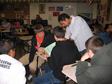 Carlos y estudiantes