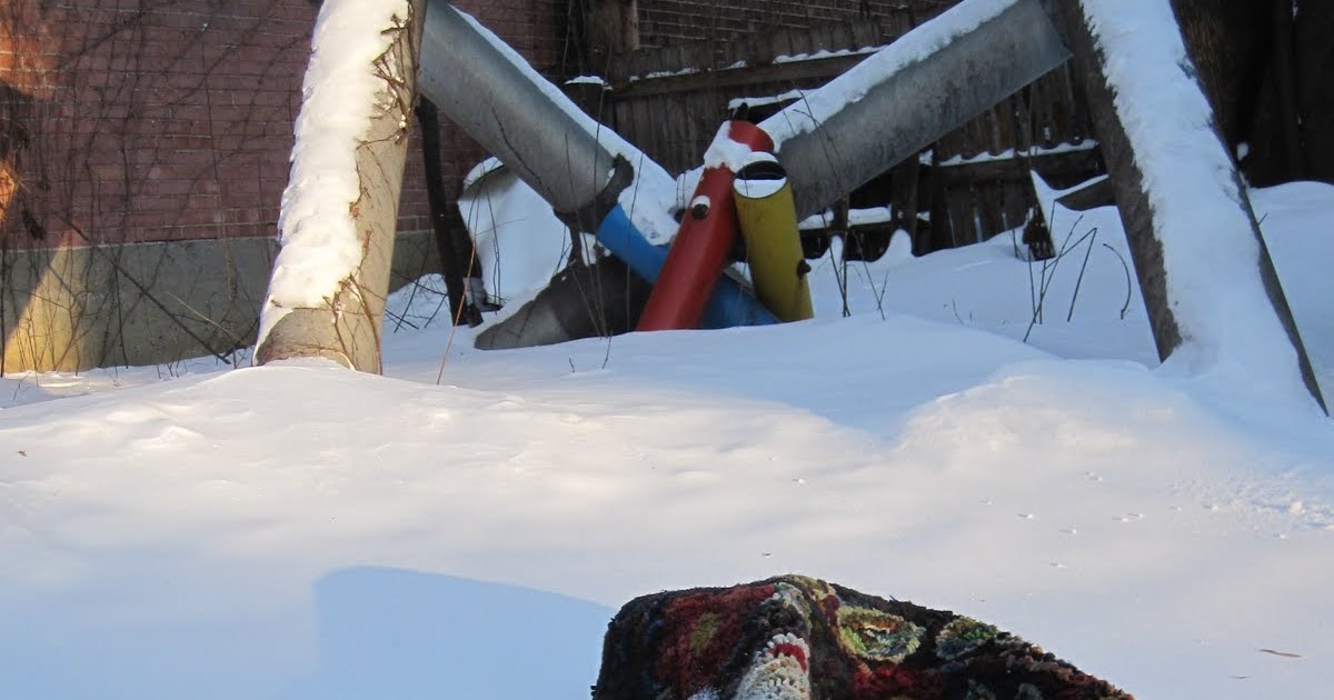 Fresh SNOW= CLEANING HOOKED RUGS!