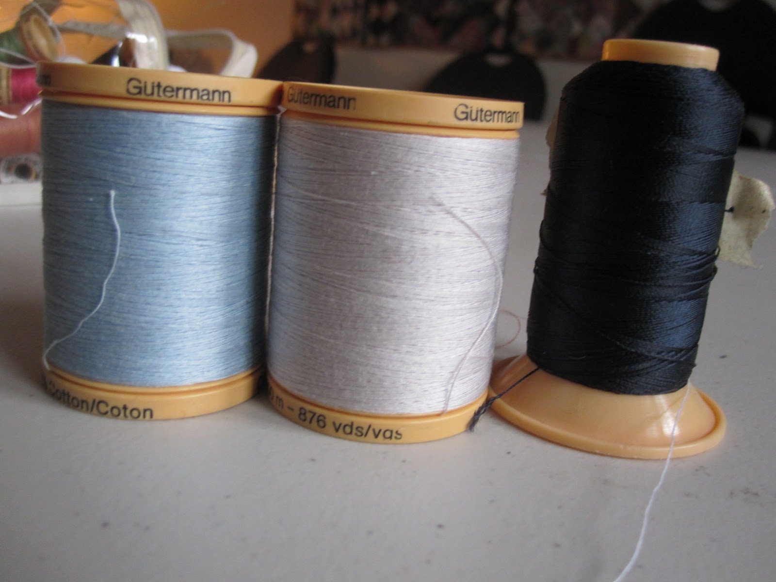 COTTON THREAD for BINDING a RUG