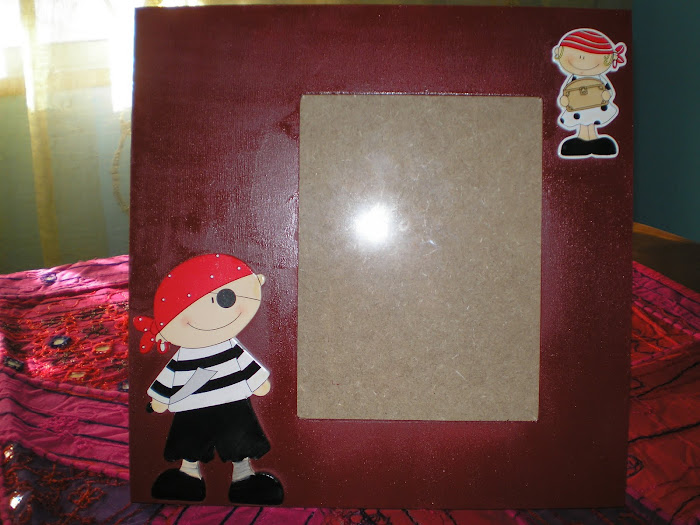 Moldura Grande Piratas