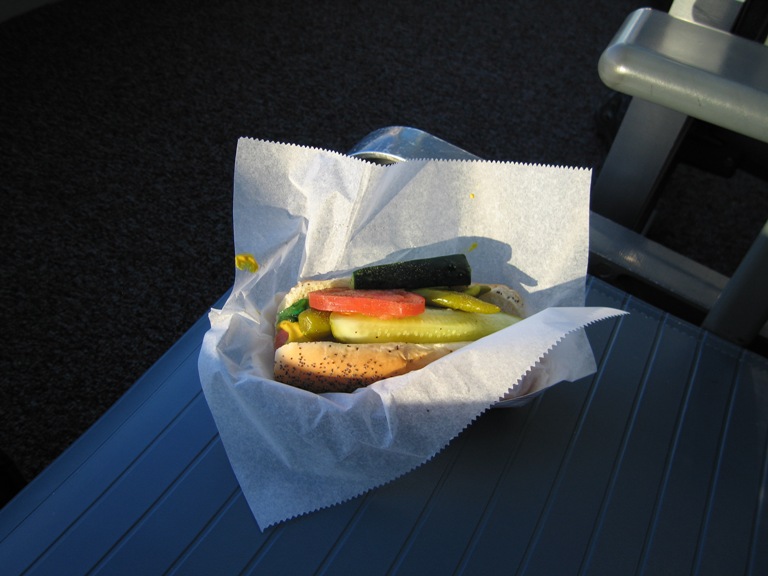 [Airport+Hotdog.JPG]