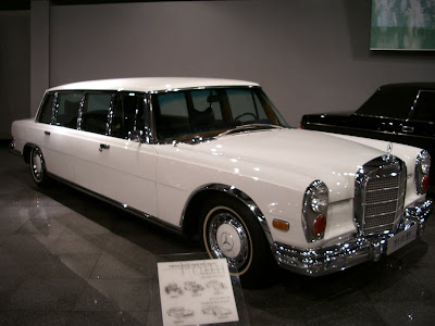 1964 mercedes benz 600 pullman. Mercedes-Benz 600 Pullman.