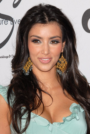 Kim Kardashian Grammys 2011 Hair. kim kardashian Biography and
