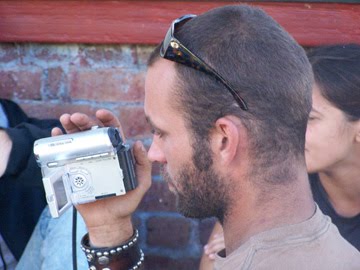 [brandon+darby+videotaping.jpg]