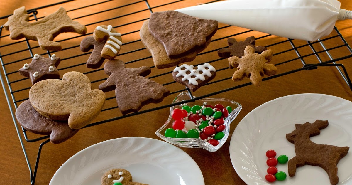 Sweet Handmade Cookies: Holiday Cookie Decorating Kit